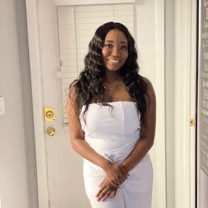 Meet your Posher, Tia